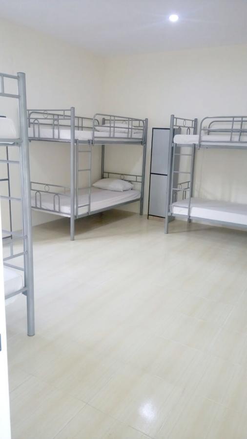 Shakila Guest House Malang Buitenkant foto